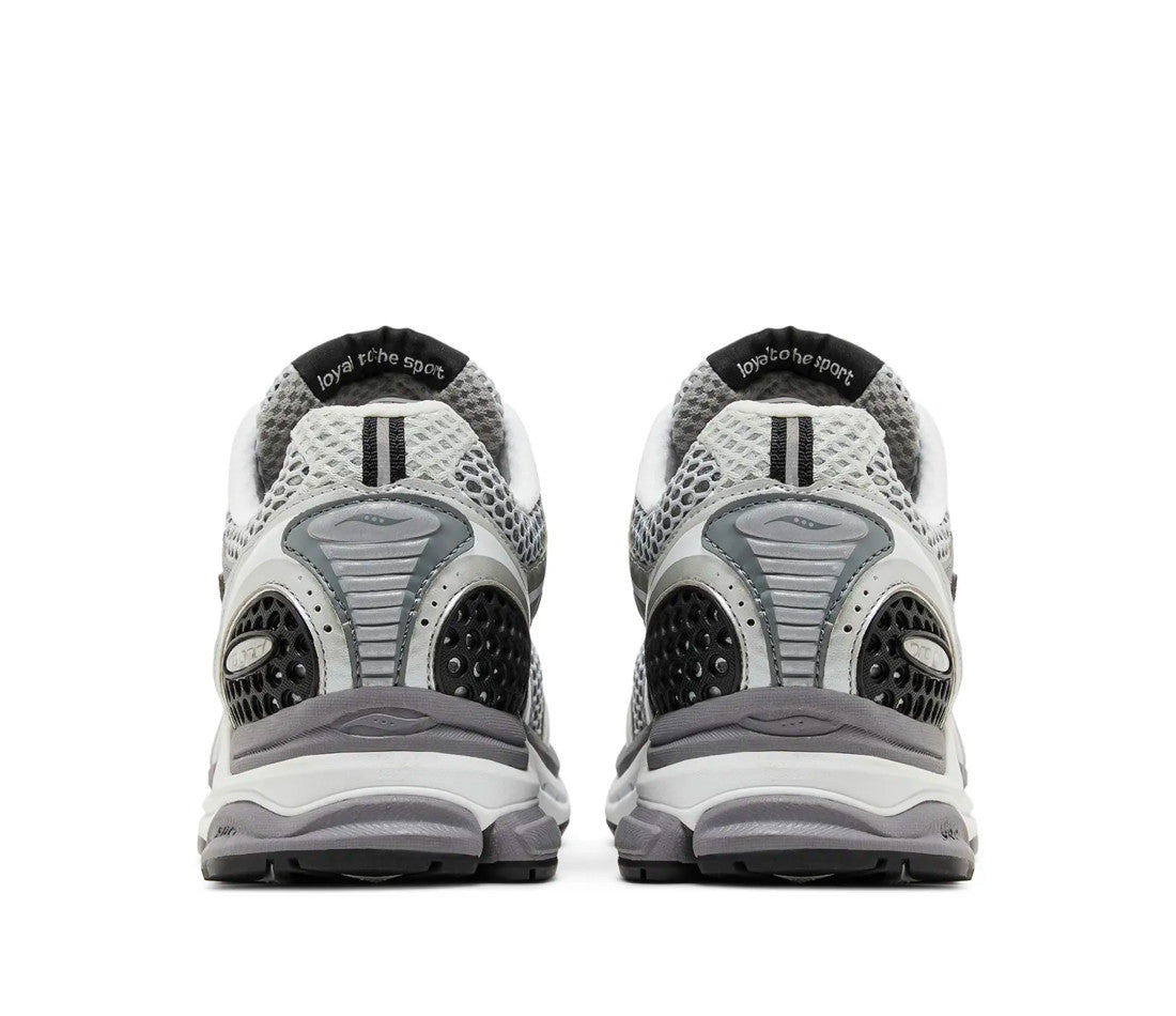 Saucony ProGrid Triumph 4