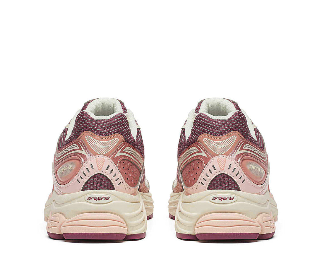 Saucony ProGrid Omni 9