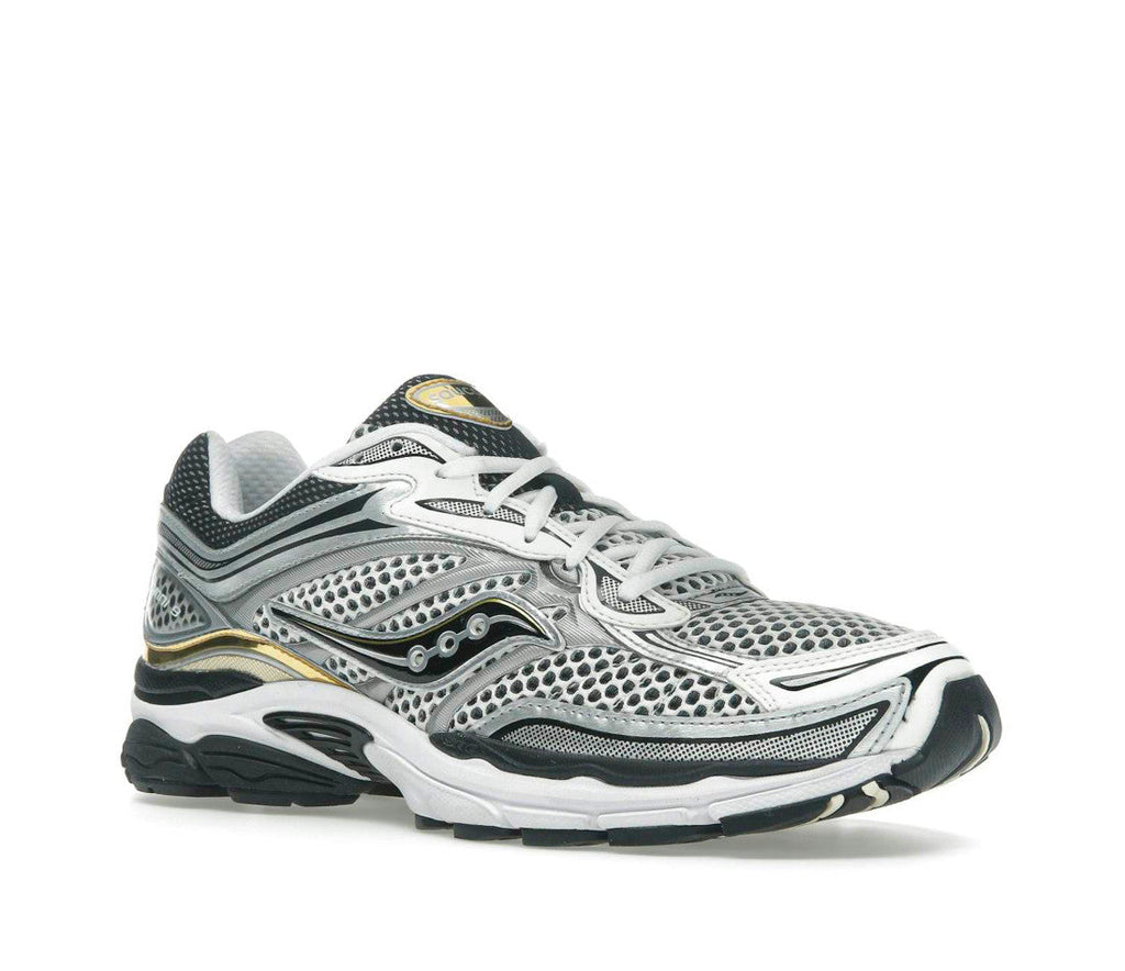 Saucony ProGrid Omni 9