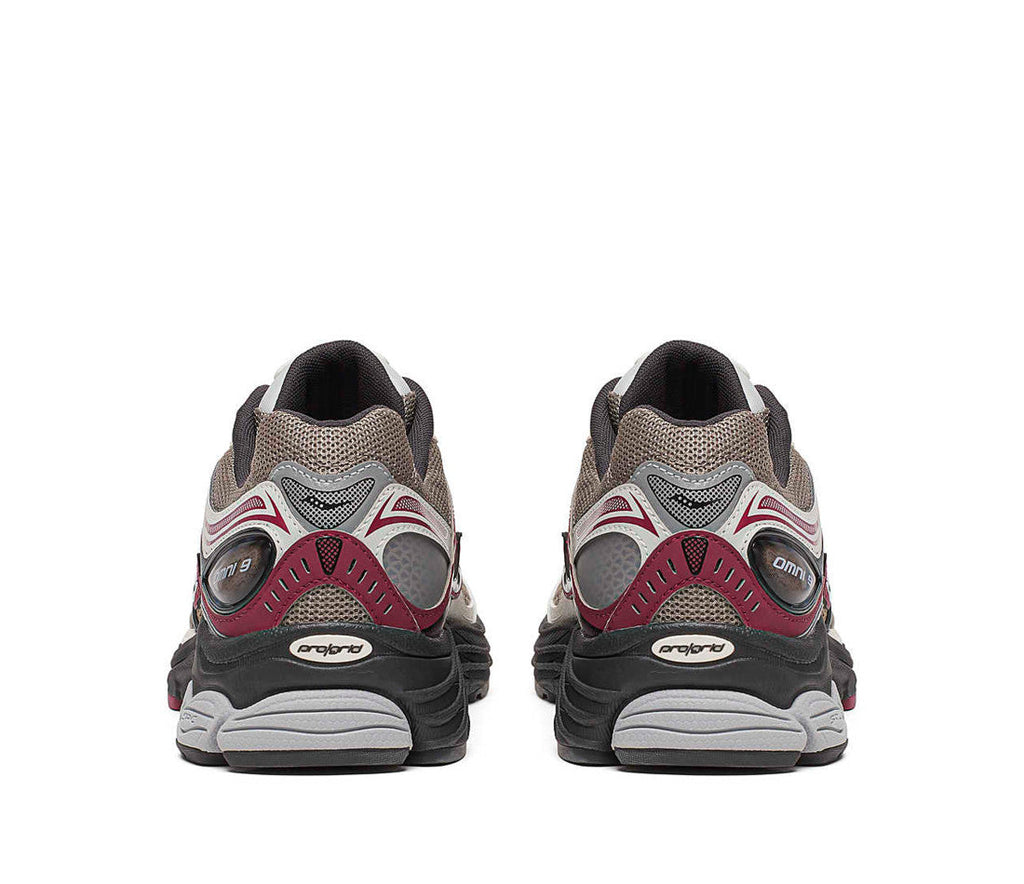Saucony ProGrid Omni 9