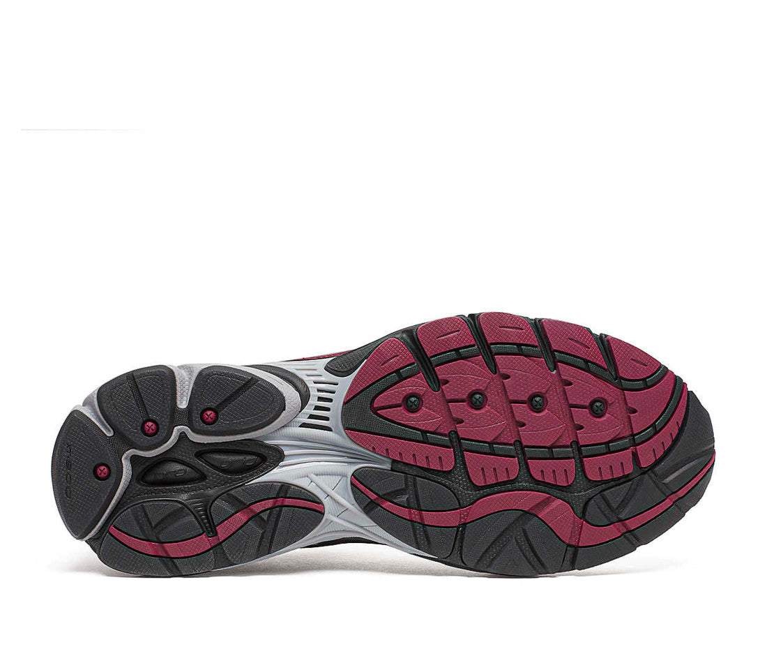 Saucony ProGrid Omni 9