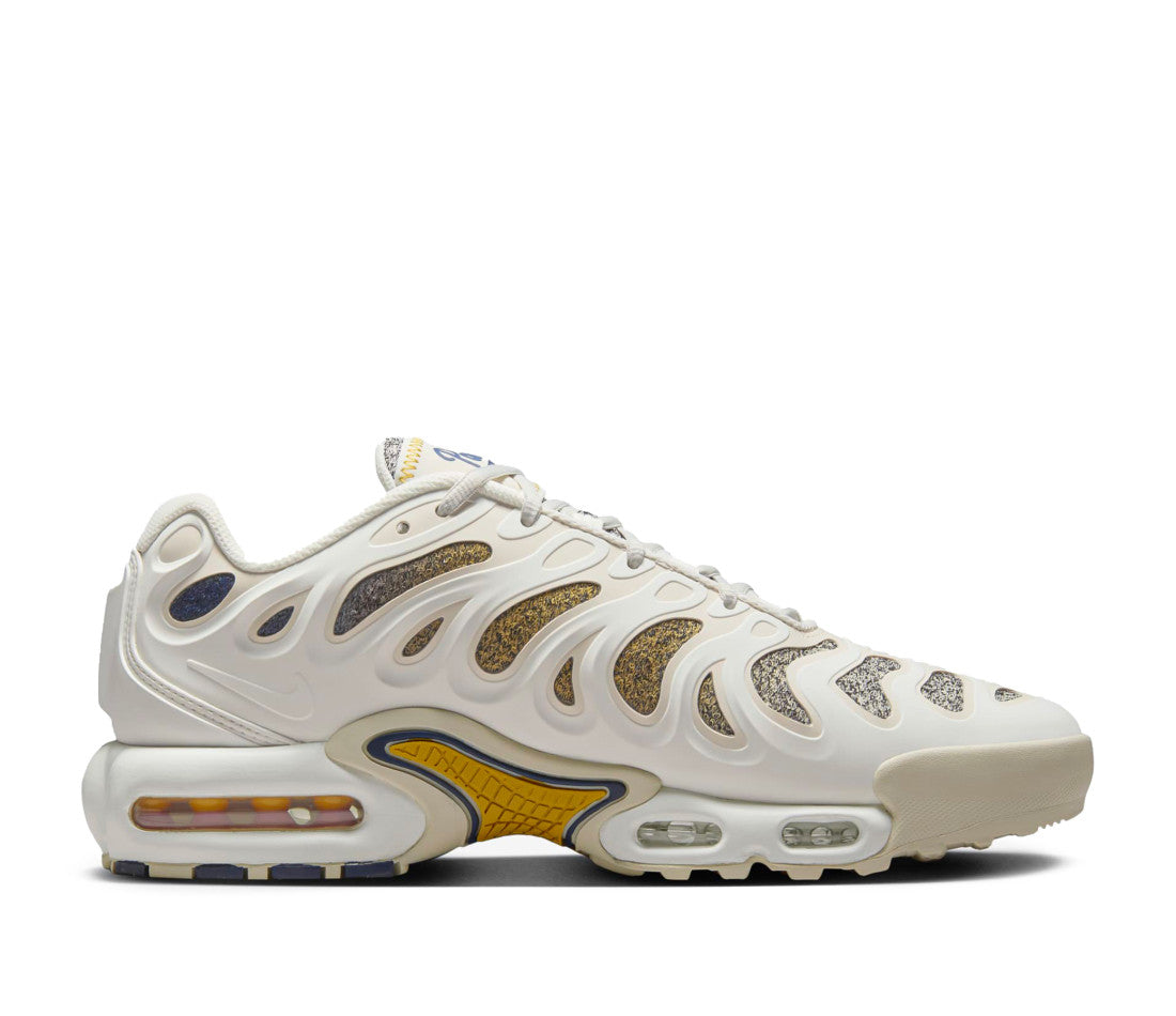Nike Air Max Plus Drift PSG Paris Saint-Germain Phantom Wheat Gold