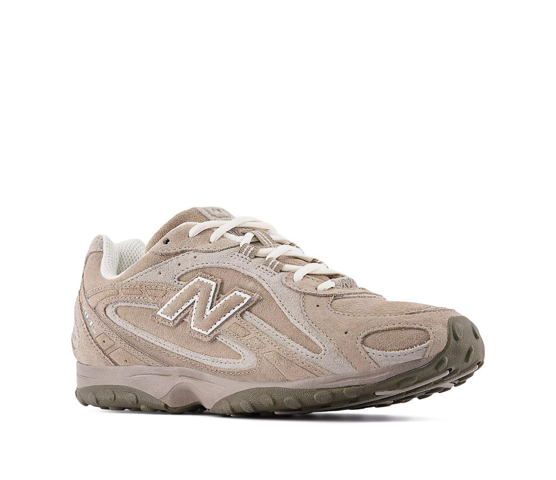 New Balance 204L
