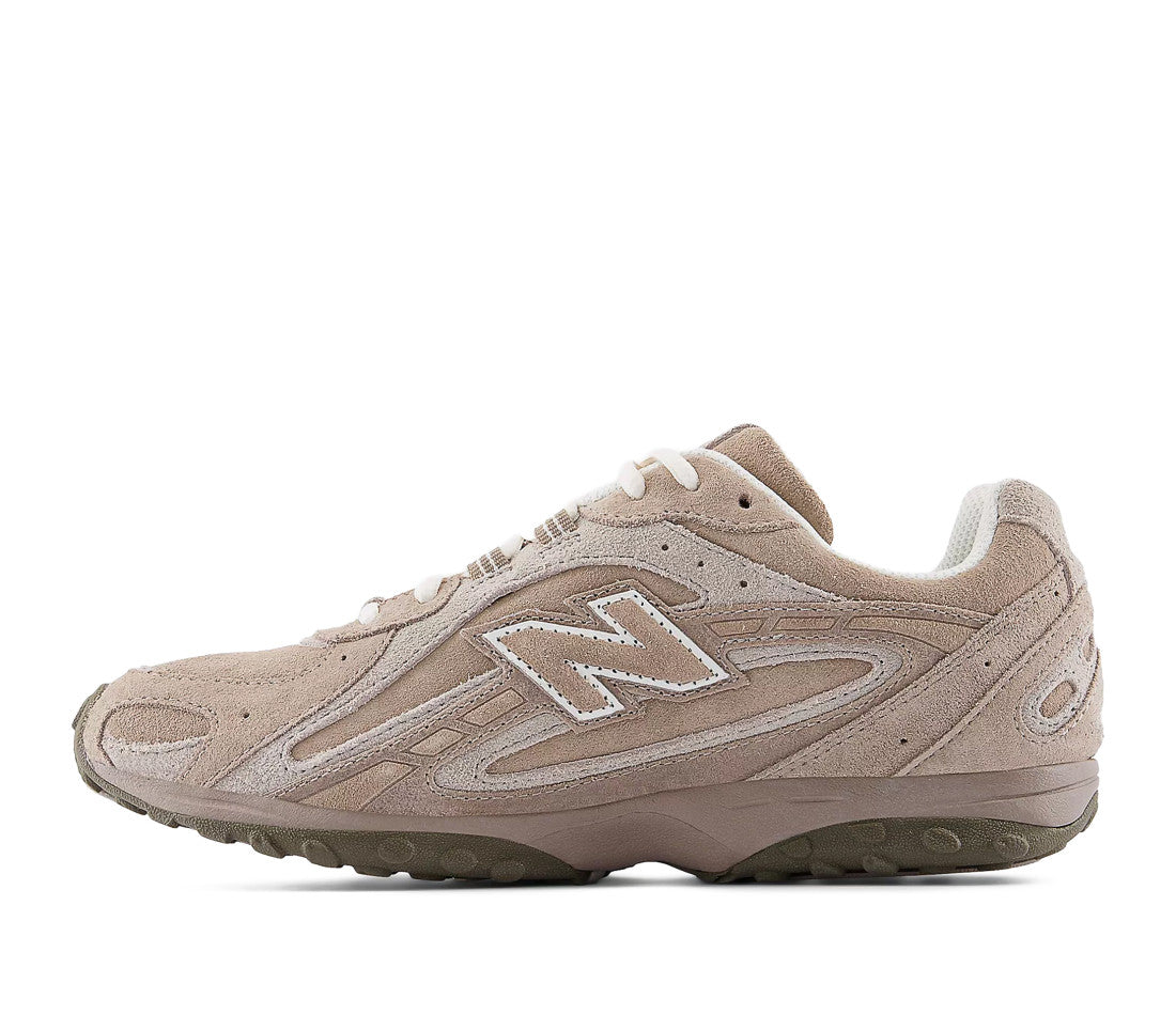 New Balance 204L