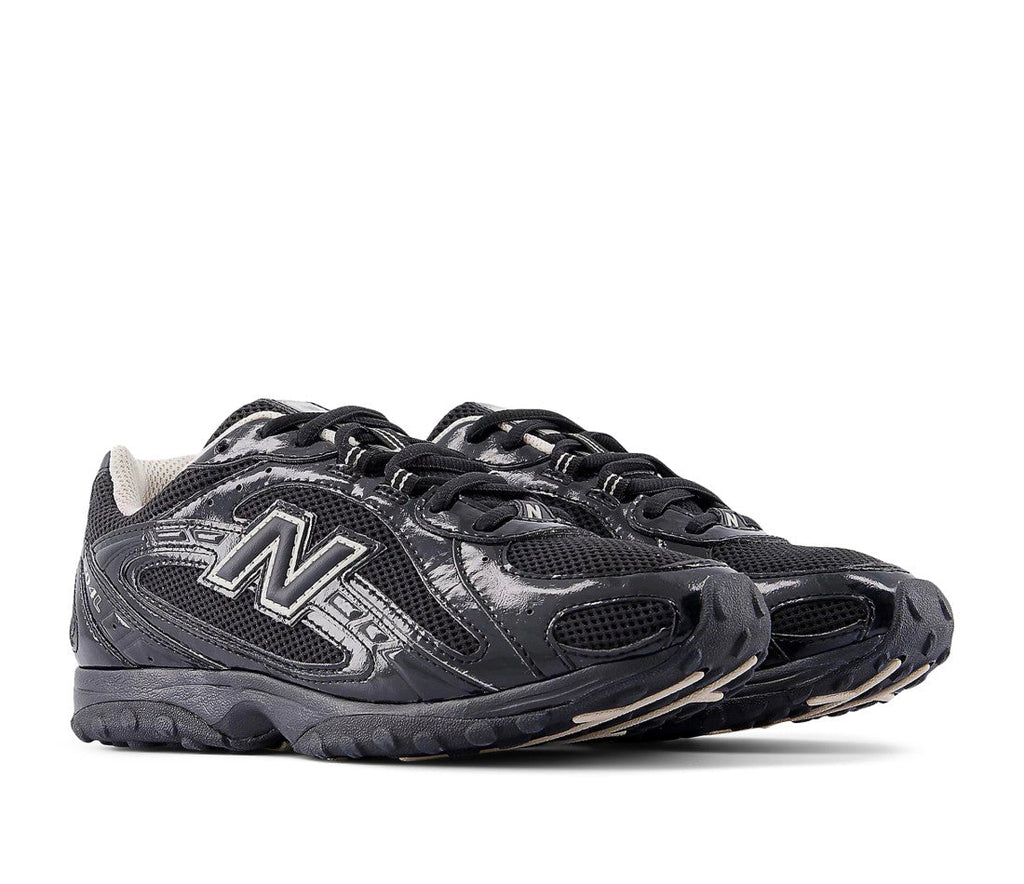 New Balance 204L