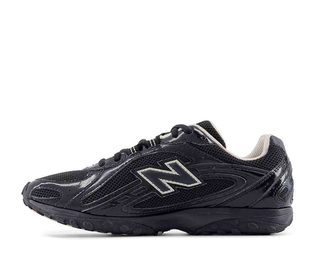 New Balance 204L