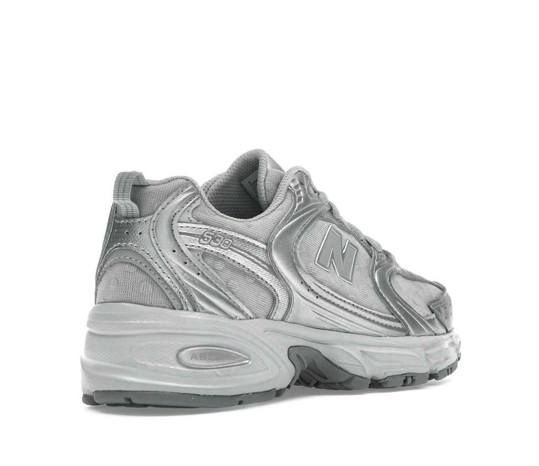 New Balance 530